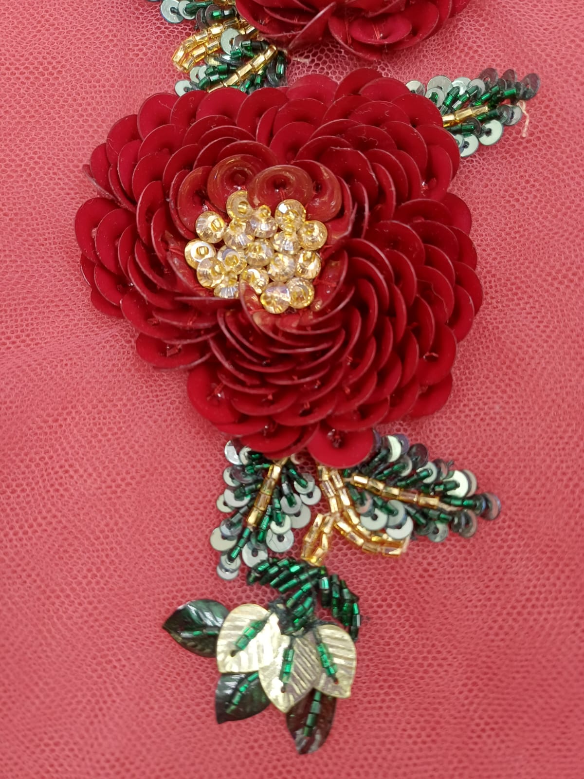 Motif red rose